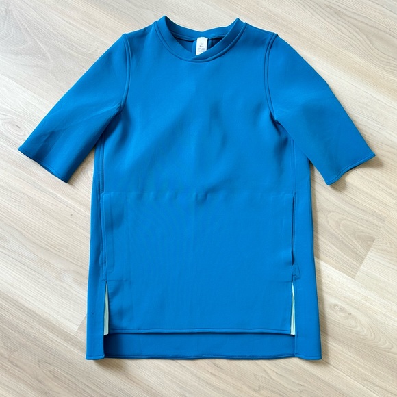 Ivivva lululemon Field Ahead Tunic Top Blue Loose Fit Pullover Nylon Size 10 - Picture 1 of 9